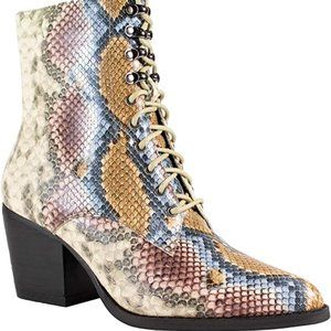 🎉3xHP - Walking on Sunshine🎉Rider Girl Jane Snake Ankle Booties Size 6.5
